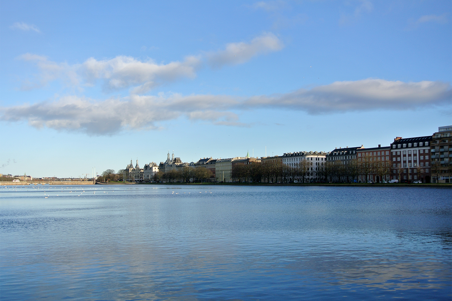 2017 Vandrum, Sø, LYT TIL KBH